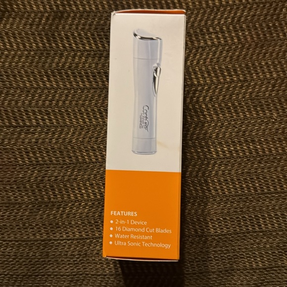 NWT LUMINESS CONTURE KINETIC SMOOTH DEVICE Facial Hair Remover Razor Exfoliator - Picture 3 of 5